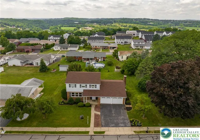 Homes for sale in Allen Twp, PA | 3274 Center Rd, Allen Twp, PA 18067 | MLS# 780608