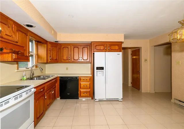Homes for sale in Allen Twp, PA | 3274 Center Rd, Allen Twp, PA 18067 | MLS# 780608