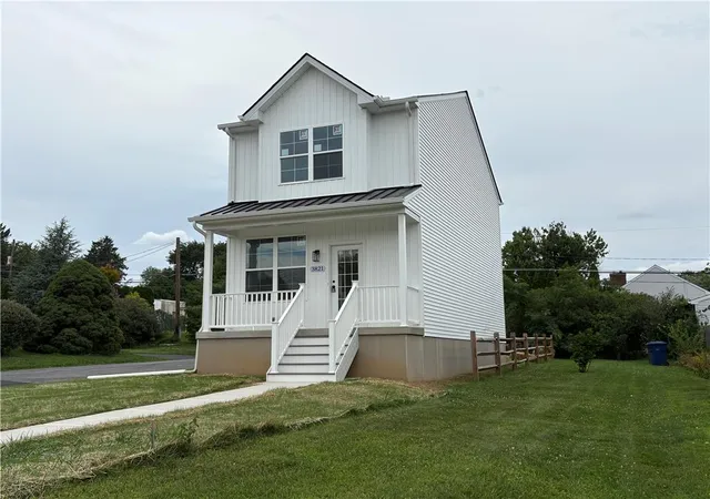 Photo 1 of Single family home for sale at 3821 Broadway, Allentown, PA 18104 | MLS# 780694 | Listing updated on 2026-08-03