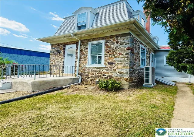 Homes for sale in Whitehall Twp, PA | 720 Park St #2, Whitehall Twp, PA 18052 | MLS# 780665
