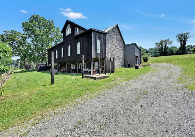 42nd image of 101 Conrad Rd, Fleetwood, PA 19522 | MLS# 780714