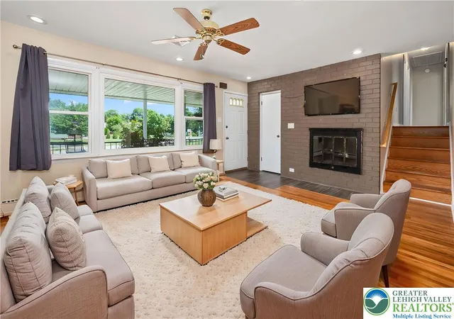 Homes for sale in Bethlehem, PA | 1835 Pinehurst Rd, Bethlehem, PA 18018 | MLS# 780655
