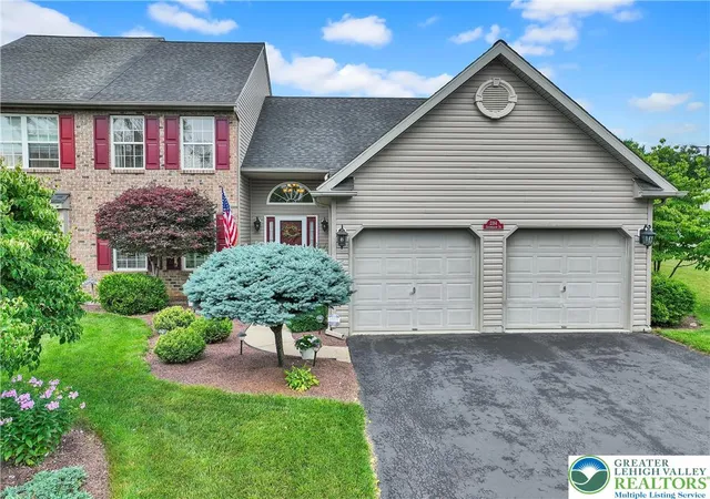 2nd image of 2184 Greenmeadow Dr, Macungie, PA 18062 | MLS# 780516