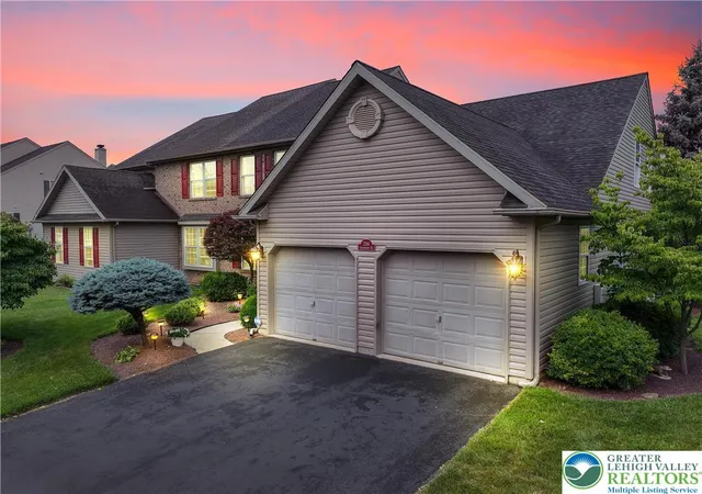 3rd image of 2184 Greenmeadow Dr, Macungie, PA 18062 | MLS# 780516
