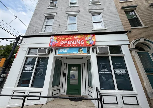 3rd image of 347 N 8Th St, Allentown, PA 18102 | MLS# 780617