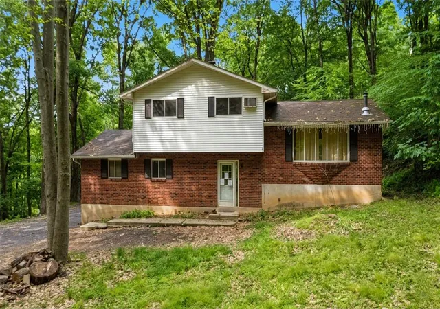 Homes for sale in Lehigh Twp, PA | 700 View Dr, Lehigh Twp, PA 18088 | MLS# 780457