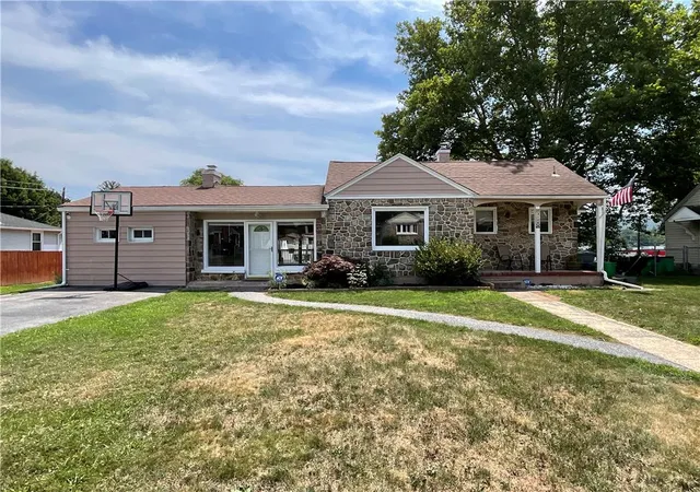 Homes for sale in Allentown City, PA | 3128 Diamond, Allentown City, PA 18103 | MLS# 780577