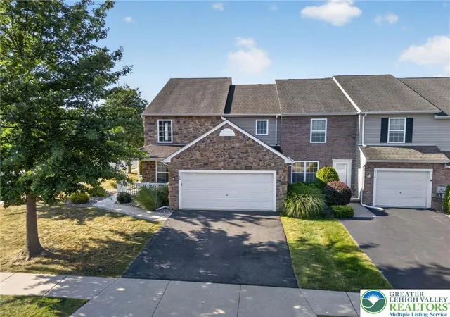 Homes for sale in Bethlehem, PA | 4148 Ross Rd, Bethlehem, PA 18020 | MLS# 780145