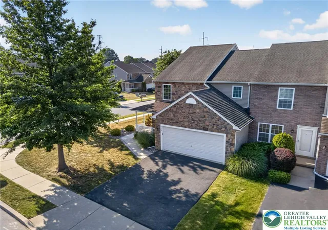 Homes for sale in Bethlehem, PA | 4148 Ross Rd, Bethlehem, PA 18020 | MLS# 780145