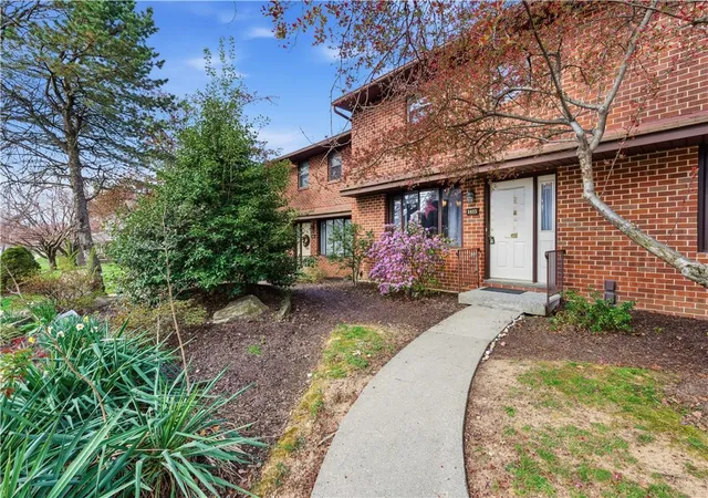 1st image of 1415 Linden St, Bethlehem, PA 18018 | MLS# 780759