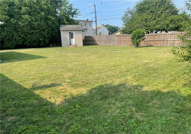 11th image of 884 N Kearney St, Allentown, PA 18109 | MLS# 780690