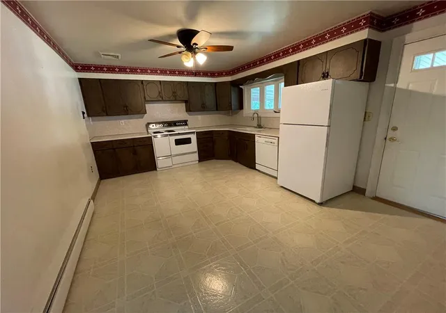 Homes for sale in Allentown City, PA | 884 N Kearney St, Allentown City, PA 18109 | MLS# 780690