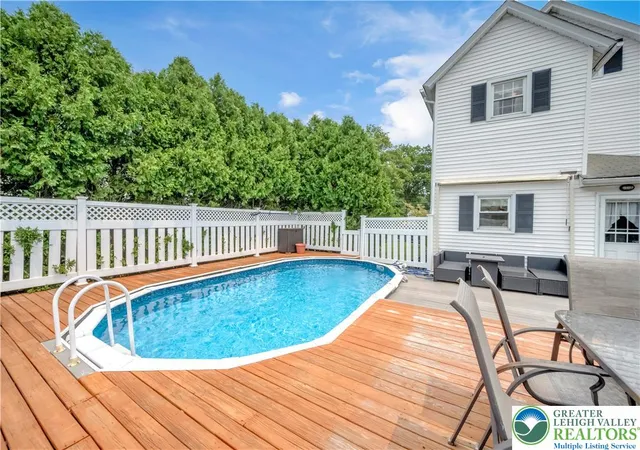 Photo 4 of Sale Pending at 4 Fairview Ave, Wind Gap, PA 18091 | MLS# 780660 | Listing updated on 2026-07-23