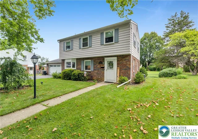 Photo 1 of Single family home for sale at 2718 Boyd St, Bethlehem, PA 18017 | MLS# 780691 | Listing updated on 2026-08-28