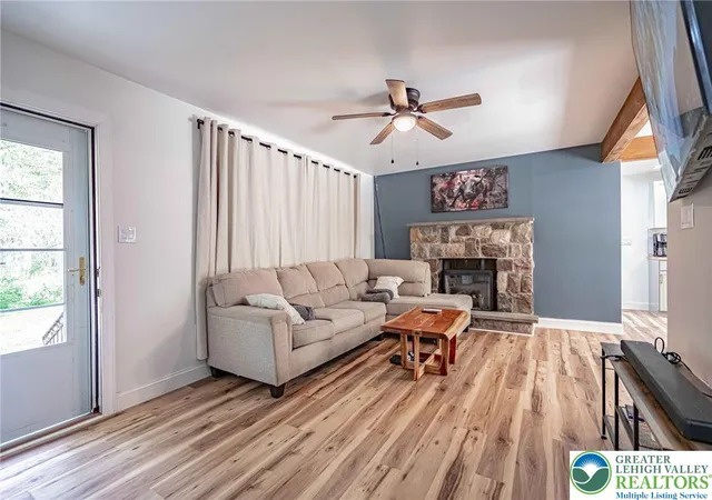 Homes for sale in Tobyhanna Twp, PA | 3279 Beech Ridge Dr, Tobyhanna Twp, PA 18346 | MLS# 780781