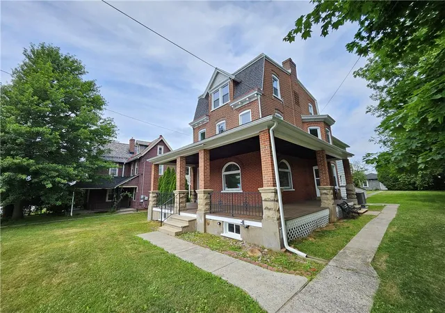 1st image of 1977 S 5th St, Allentown, PA 18103 | MLS# 780804