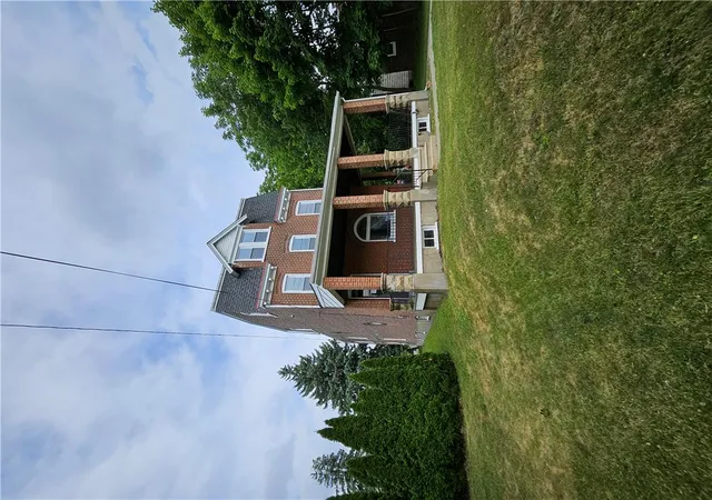 3rd image of 1977 S 5Th St, Allentown, PA 18103 | MLS# 780804