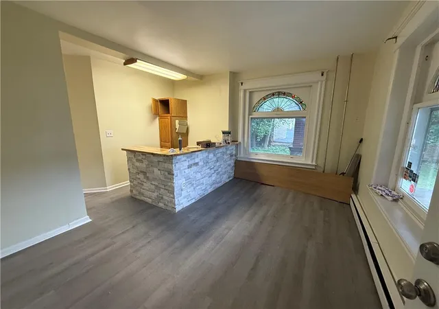 5th image of 1977 S 5Th St, Allentown, PA 18103 | MLS# 780804
