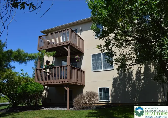 Homes for sale in Forks Twp, PA | 17 Tamarack Ct, Forks Twp, PA 18040 | MLS# 780701
