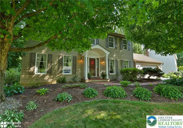 2nd image of 2205 N Pewter Dr, Macungie, PA 18062 | MLS# 780612
