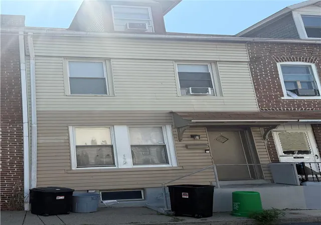1st image of 132 College St, Allentown, PA 18102 | MLS# 780858