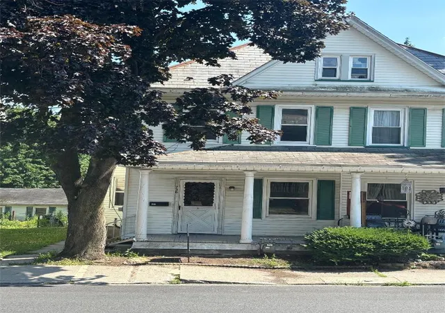 1st image of 736 George St, Pen Argyl Boro, PA 18072 | MLS# 780846
