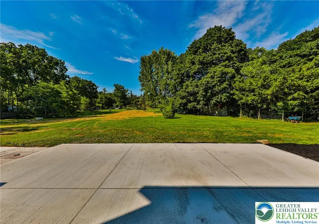 Photo 3 of Sale Pending at 3042 W Beersville Rd, Bath, PA 18014 | MLS# 780837 | Listing updated on 2026-08-28
