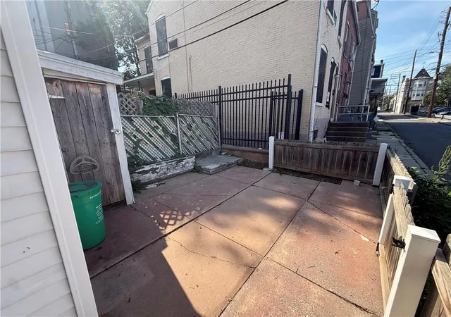 12th image of 723 Chestnut St, Allentown, PA 18102 | MLS# 780890