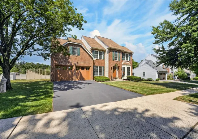 2nd image of 5370 Princeton Rd, Lower Macungie Twp, PA 18062 | MLS# 780795