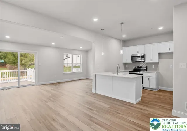 4th image of 209 Lucille Way #Lot 23, Fleetwood Boro, PA 19522 | MLS# 780898