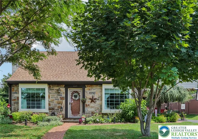 1st image of 429 Beechwood St, Emmaus Boro, PA 18049 | MLS# 780427