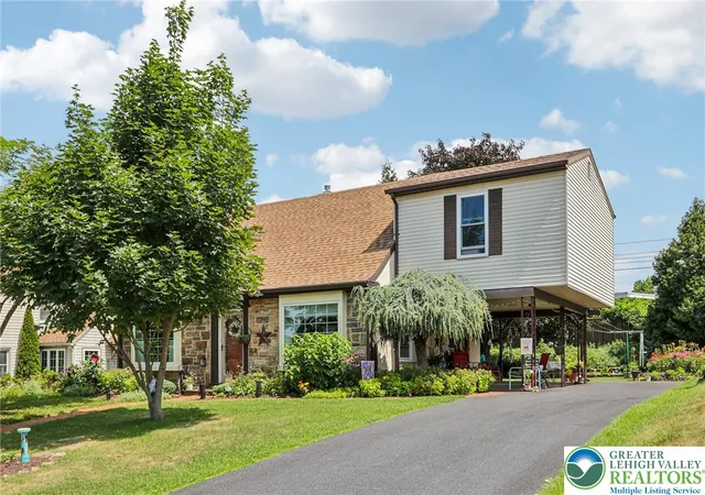 3rd image of 429 Beechwood St, Emmaus Boro, PA 18049 | MLS# 780427