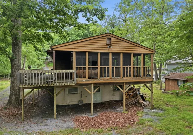 2nd image of 2342 Eagle, Bushkill, PA 18324 | MLS# 780932