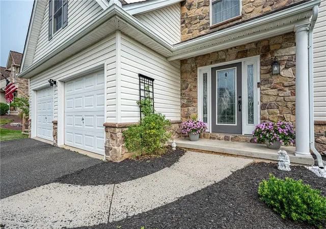 5th image of 5121 Cassidy Dr, North Whitehall Twp, PA 18078 | MLS# 780902
