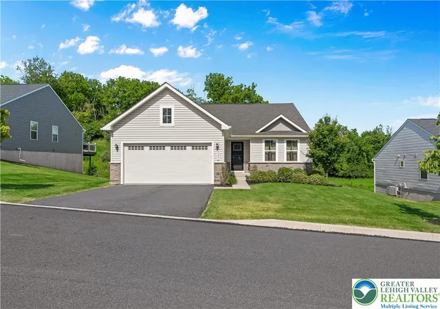 2nd image of 4221 Mimosa Ln, Whitehall, PA 18052 | MLS# 780927