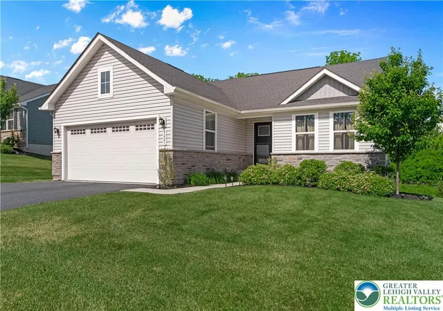 4th image of 4221 Mimosa Ln, Whitehall, PA 18052 | MLS# 780927