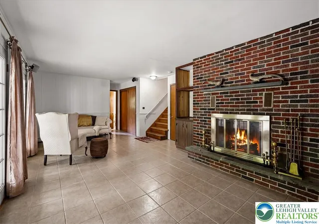 Photo 3 of Single family home for sale at 310 Albert Rd, Stroudsburg, PA 18360 | MLS# 780785 | Listing updated on 2026-09-25