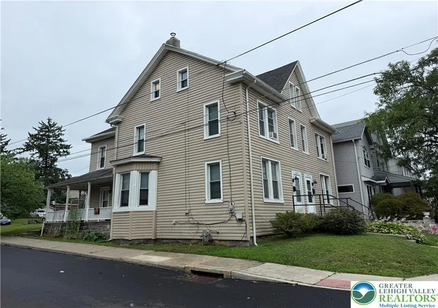 25th image of 1000 W Wilkes Barre St, Easton, PA 18042 | MLS# 780962