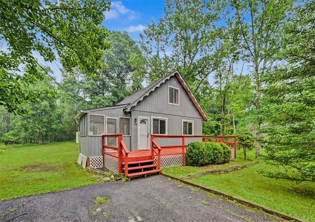 1st image of 3331 Aspen Rd, Polk Twp, PA 18058 | MLS# 780974
