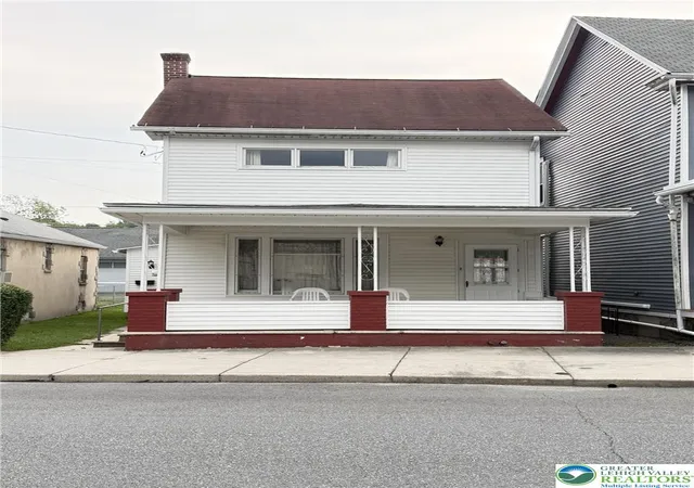 2nd image of 45 W Holland St, Summit Hill, PA 18250 | MLS# 781000