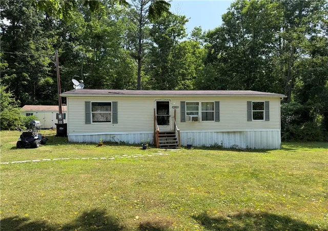 Photo 1 of Sale Pending at 4541 Main St, Slatington, PA 18080 | MLS# 781015 | Listing updated on 2026-08-03