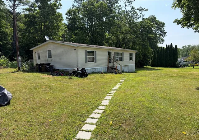 Photo 5 of Sale Pending at 4541 Main St, Slatington, PA 18080 | MLS# 781015 | Listing updated on 2026-08-03
