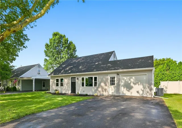 2nd image of 21 Edie Ln, Easton, PA 18045 | MLS# 780910