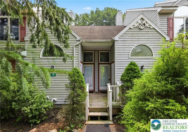 2nd image of 76 Laurelwoods Dr, Lake Harmony, PA 18624 | MLS# 781061