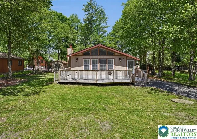 Photo 1 of Single family home for sale at 1739 Rolling Hills Dr, Tobyhanna, PA 18466 | MLS# 781187 | Listing updated on 2026-07-21