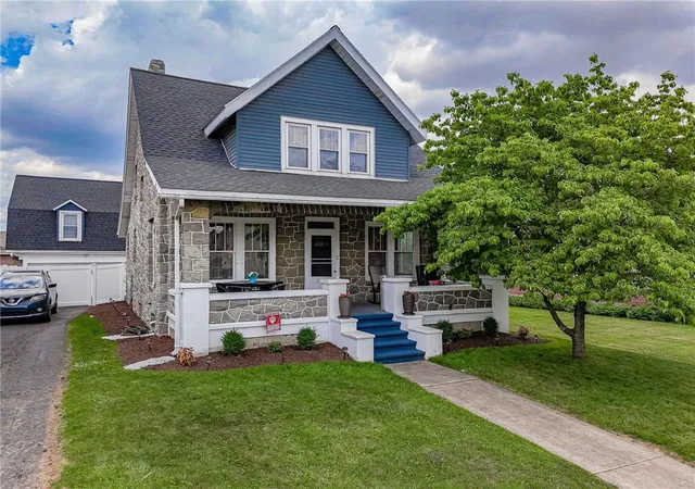 1st image of 719 Main St, Tatamy Boro, PA 18085 | MLS# 779024