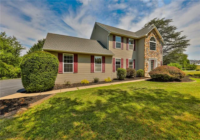 3rd image of 1639 Ashley Ct, Kutztown, PA 19530 | MLS# 780525
