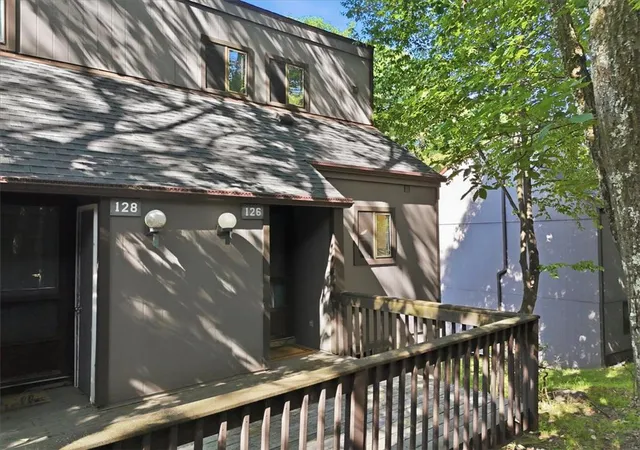3rd image of 126 Cross Country Ln, Jackson Twp, PA 18372 | MLS# 781158