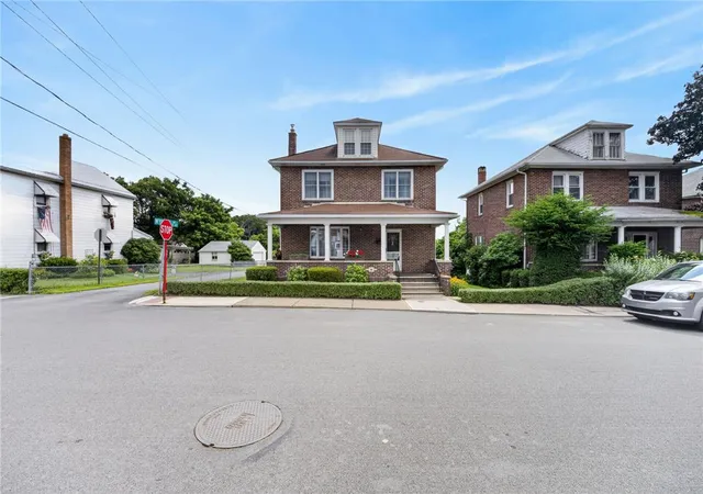 1st image of 145 Washington St, Freeland, PA 18224 | MLS# 780280