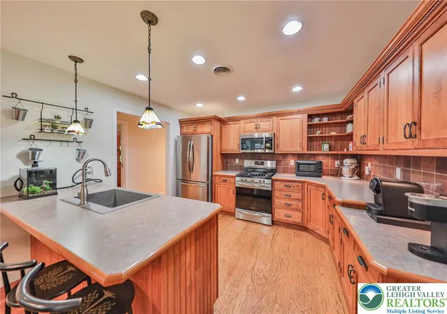 5th image of 169 Dogwood Ln, Ross Twp, PA 18353 | MLS# 780716